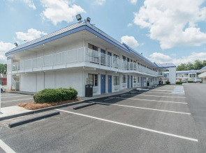 Motel 6 Norcross, GA - Atlanta Northeast