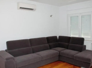 Cozy Sea View Apartment With Balcony