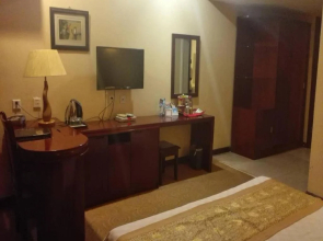 Dalateqi Letian Huihao Express Hotel