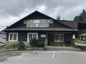 Gold Eagle Inn