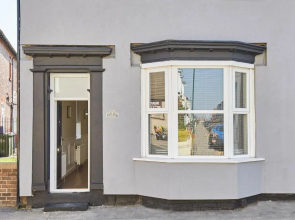 Host Stay The Lobster Holiday Inn