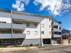 Apartment Brioni Colors City