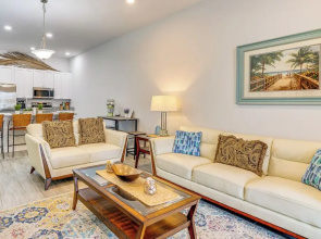 Canal-front Gem w/ Heated Pool in Cape Coral