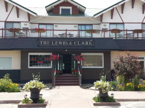 Three Forks Lewis & Clark Motel
