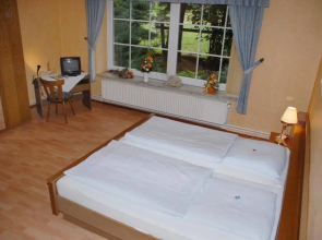 Hotel Heinrichs Gästehof