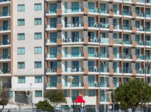 Edificio Monte Gordo Plaza