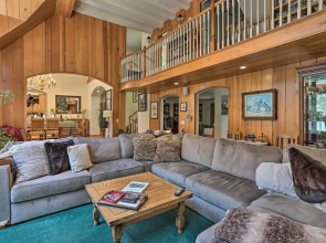 Waterfront Lake Arrowhead Home w/ View & Game Room