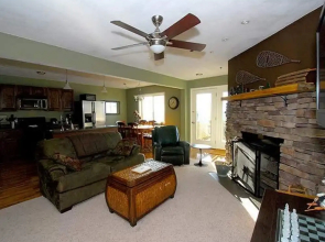 3 Br: Summit 205 C