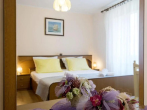 Apartment Žana-30m from beach
