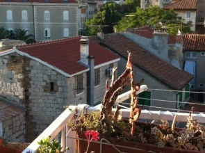 Karla Apartments