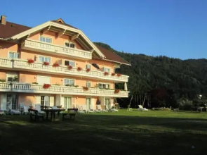 Appartementhaus Karantanien am Ossiacher See