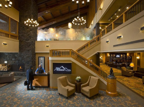 Banff Park Lodge