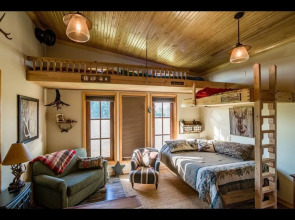 DeeDee's B&B