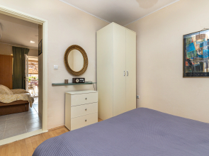 Kiwi Apartment