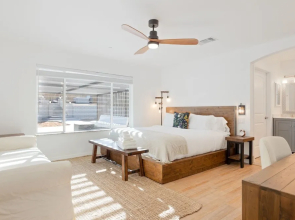 Of Wine & Gods - Hot Tub, Bbq And Fire Pit! 3 Bedroom Home by RedAwning