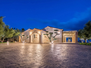 Villa Arthina