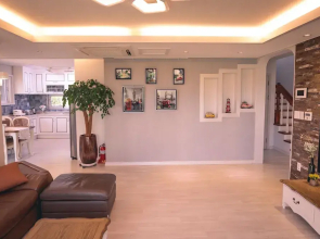 Private Family Homestay - Farm Square