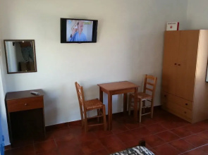 Vintage House-Vori-Rent Rooms