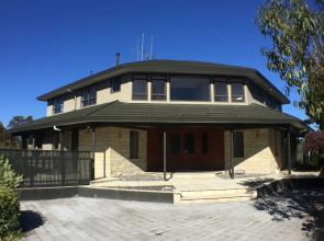 Luxury Country Views in Riverlea
