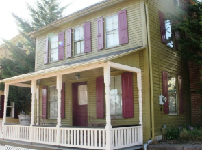 Amethyst Inn
