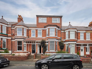 Host Stay Darcey House