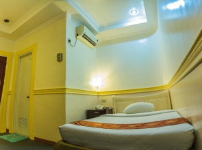 Golden Palace Hotel