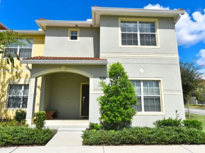 Paradise Palms Resort by Florida Star Vacations