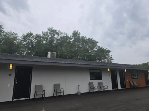 Mokai Inn