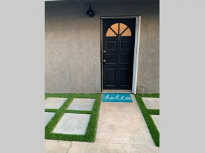 City Center Villa - Pool, Patio & Close To Beach!