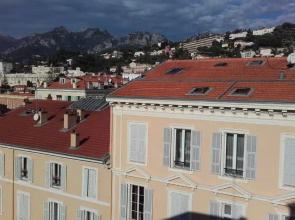 22 Place Saint-Roch