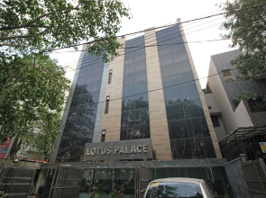 Hotel Le Grand By FabHotels