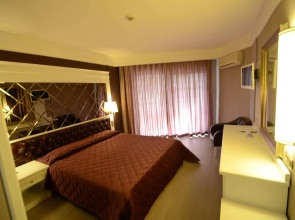 Ideal Pearl Hotel