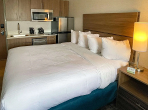 MainStay Suites Oak Brook Terrace-Chicago