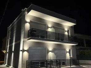 Maison Apartments