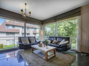 Sunny Flat in Maeterlinck Residence Near Seaside