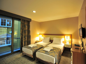 Yasmak Comfort Hotel