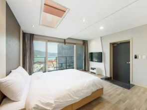 Geoje Island Sea & Sky 2 Resort