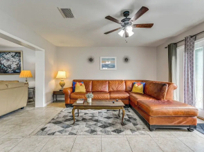 10 Mi to Adventure Island: Home w/ Fenced Yard!