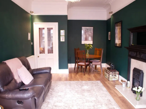 2 Bedroom Apartment Near Murrayfield