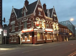 Anfield Accommodation Part Of The Twelfth Man Public House