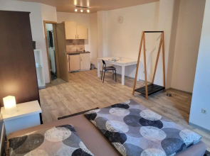 Möbliertes Zimmer