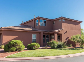 Lava Falls at Entrada Vacation Rentals