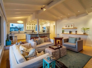 Sunset Beach 2 Bedrooms 2 Bathrooms Home