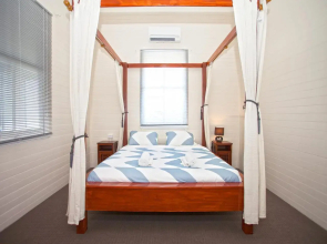 CBD Holiday Home