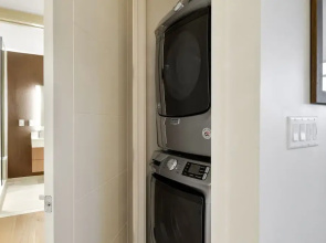 Luxurious 1 BR in Canyons Village-Ski in/ski out by RedAwning
