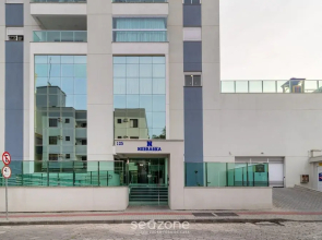 Apt w/ Swimming Pool Well Located Blumenau Neb0103