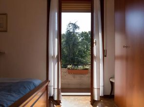Parma A due passi dall'Ospedale Apartment