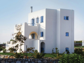 Naxian Resort