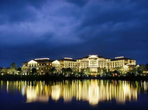 Greentown Landison Hotel - Xinchang