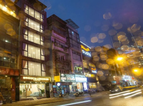 BridgeLakeside Hotel Hanoi